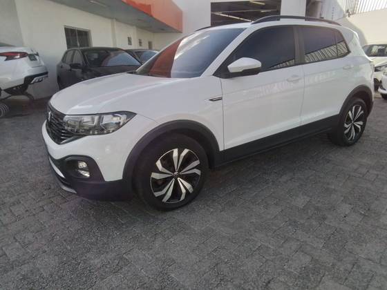 VOLKSWAGEN T-CROSS 1.0 200 TSI TOTAL FLEX COMFORTLINE AUTOMÁTICO
